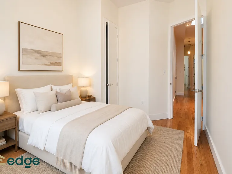 694 Franklin Ave #3A — Photo 10
