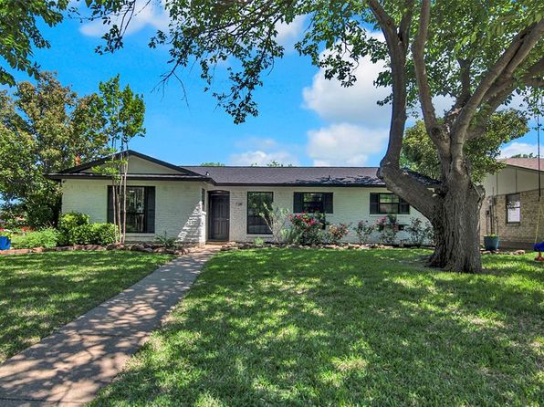 738 Longbeach Dr