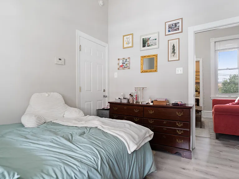 637 N 32nd St #1 — Photo 18