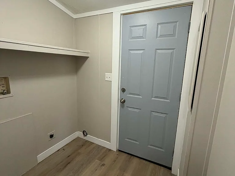 3705 W Locust St #28 — Photo 2