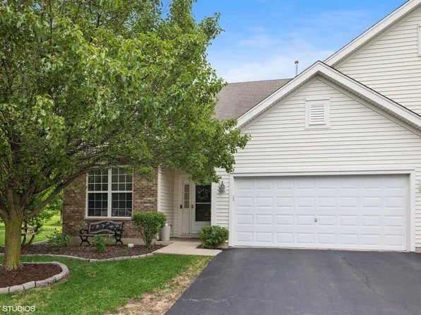 2214 Woodview Ave, Joliet, IL 60431