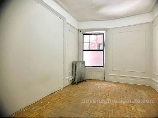 Rented by Sovereign Associates | media 9