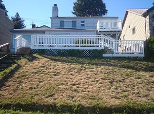 927 34th Ave S, Seattle, WA 98112