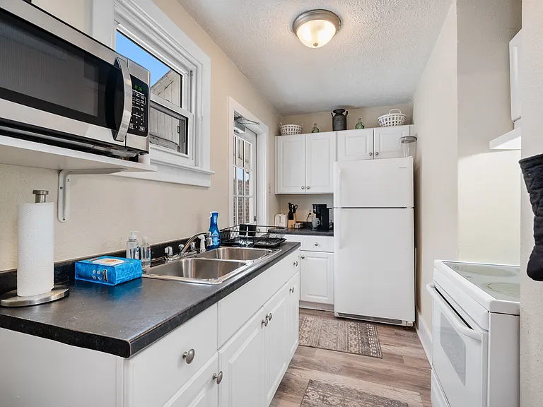 708 Herron Ave #1 — Photo 5