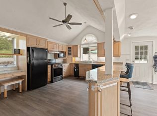15 Baker St, Saugus, MA 01906