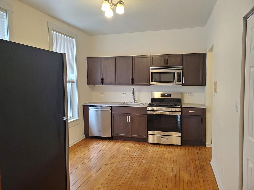 1st image of 3725 W Diversey Ave #2S
