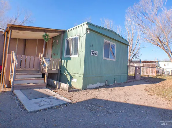 3781 Pioneer Park Ln #18, Homedale, ID 83628