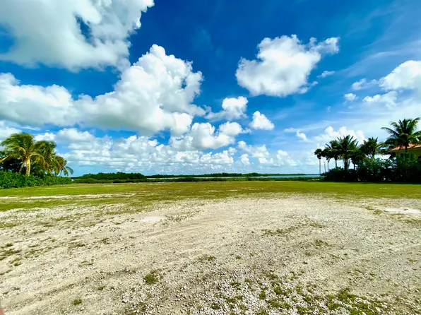 45 Cannon Royal Dr, Key West, FL 33040