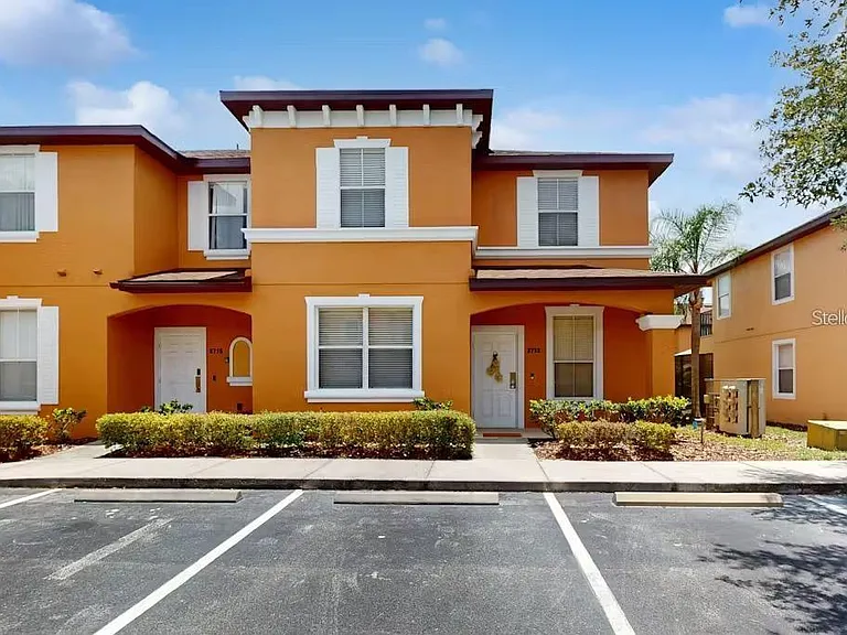 2713 Roadster Ln — Photo 1