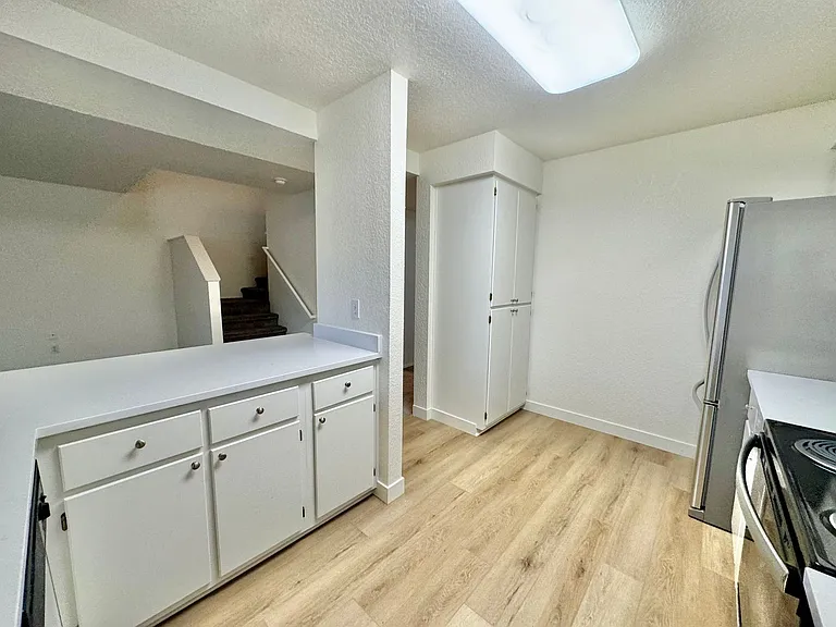 4701 NE 77th Ave #D-16 — Photo 10