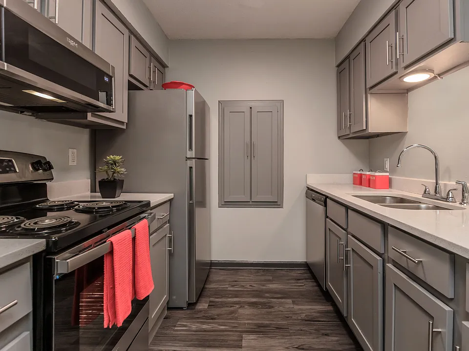 Riverstone Apartments