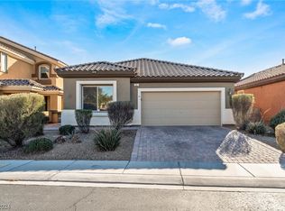 33 Logan Pond Way, North Las Vegas, NV 89084