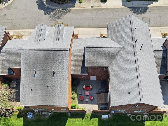 5th image of 9423 Bonnie Briar Cir