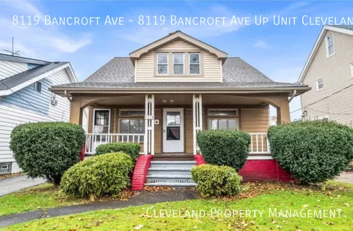8119 Bancroft Ave #8119 BANCROFT AVE UP Photo 1