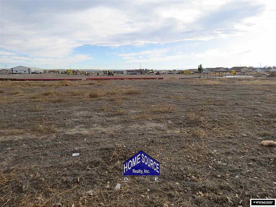 1st image of 817 Cliff Ave