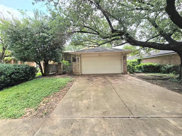 2211 Baltic Ave, Arlington, TX 76011
