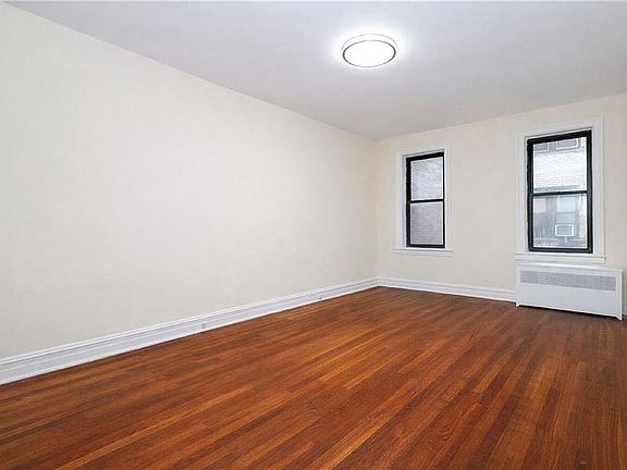 5th image of 1289 E 19th St APT B3