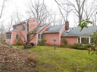 362 Old Sib Rd, Ridgefield, CT 06877