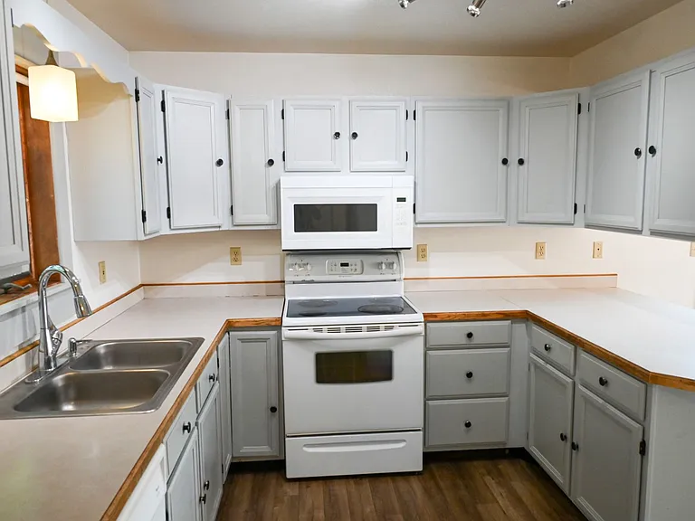 916 Montana St #918 — Photo 1