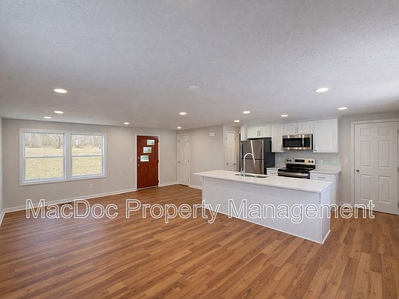 5th image of 13428 Ladysmith Rd