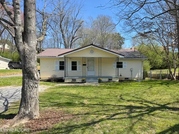 1618 Hogan St, Athens, TN 37303