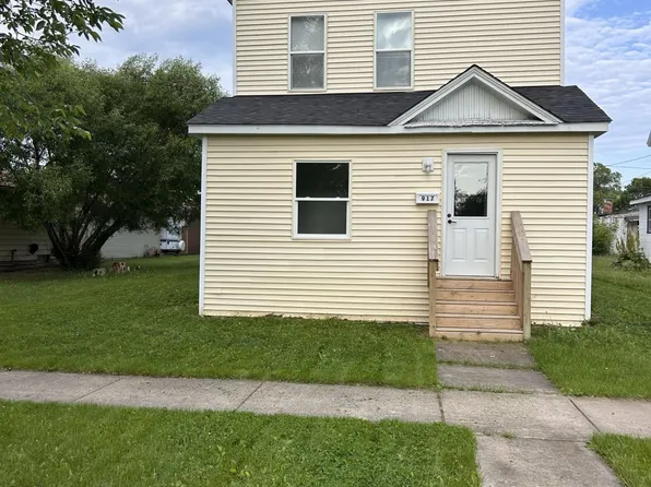 917 Beaser Ave, Ashland, WI 54806