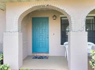 305 Ocean View Ln, Melbourne, FL 32903