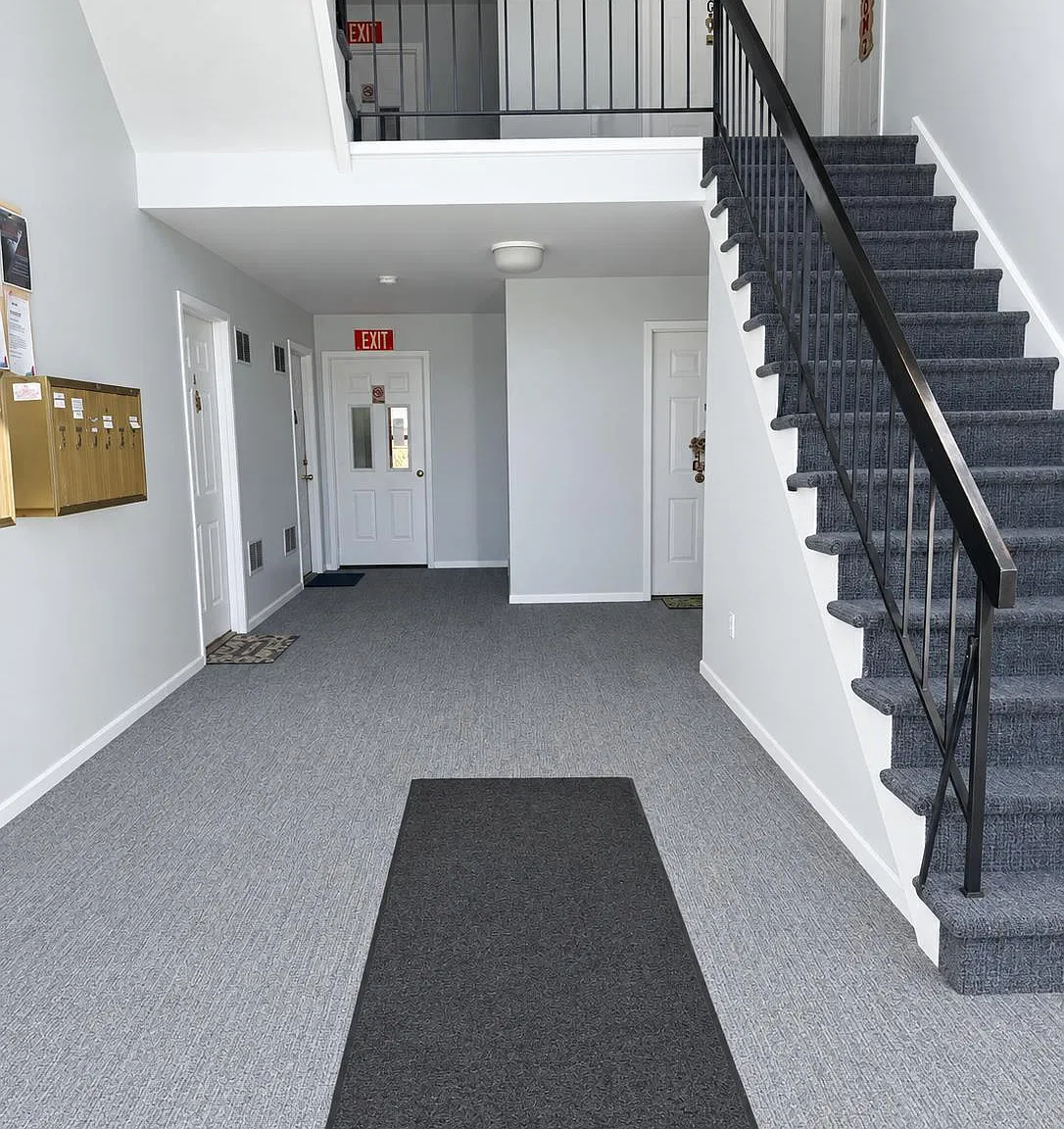 1 bed, 1.0 bath, $2,100 — Photo 2
