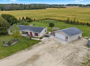 E1035 Bader Rd, Luxemburg, WI 54217