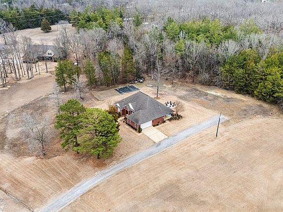 4th image of 156 Quail Valley Rd