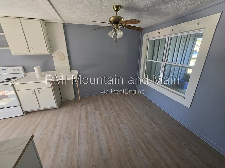 51 Summit St #1 — Photo 8