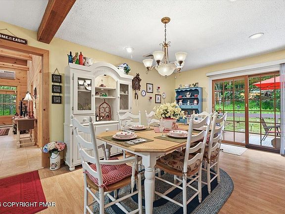 4th image of 7 Azalea Ln