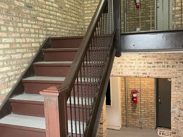 5550 W North, 5550 W North Ave #1, Chicago, IL 60639