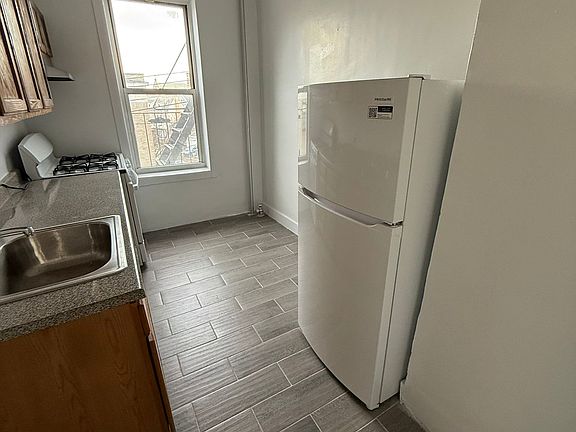 4th image of 110-97 85th Ave #1
