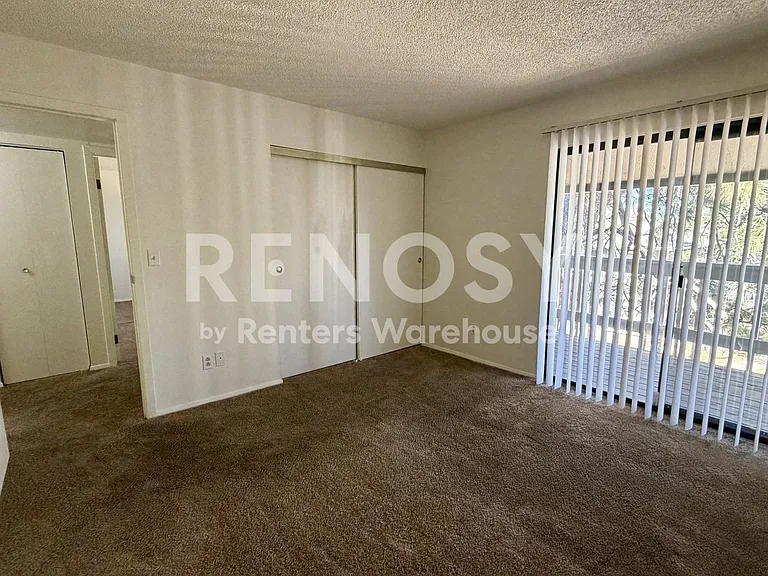 18003 E Ohio Ave #201 — Photo 8