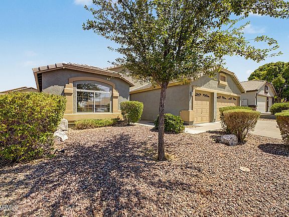 3rd image of 11355 S HOPI Street