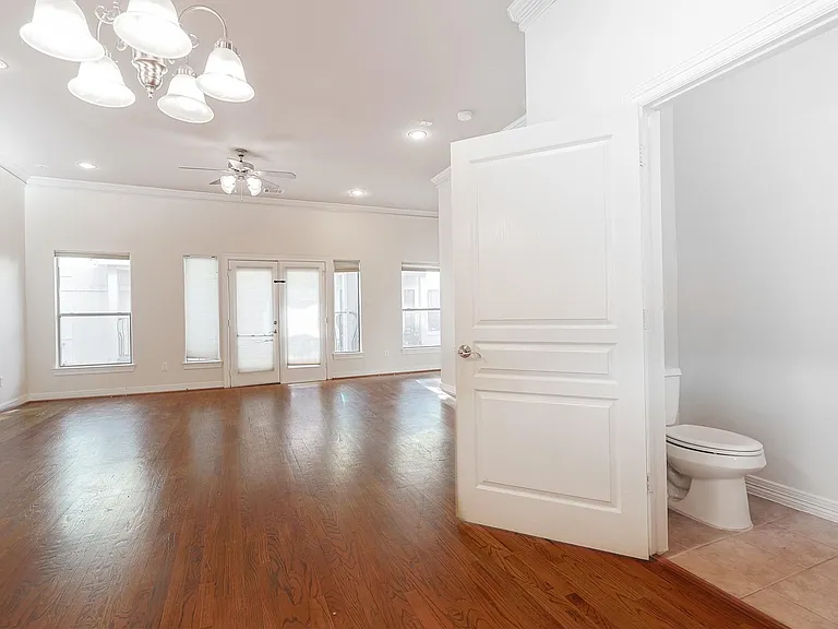 2540 Prospect St #C — Photo 16