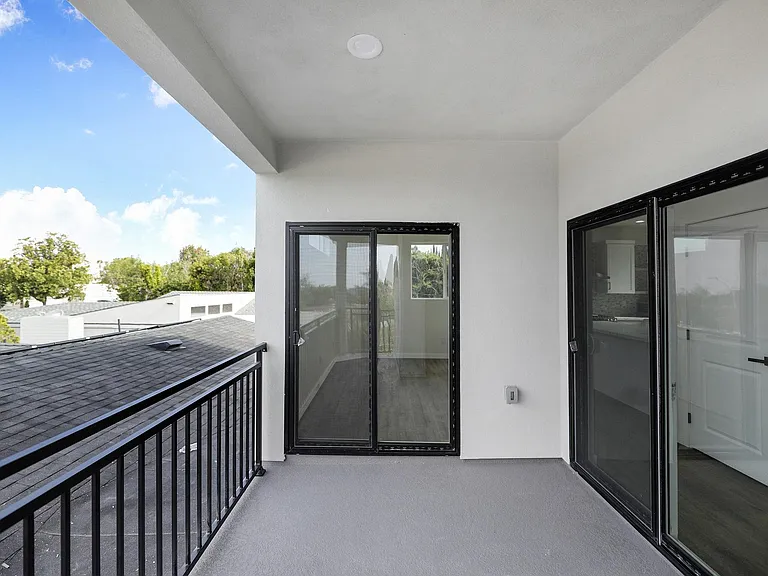 5313 Hewlett Dr — Photo 9