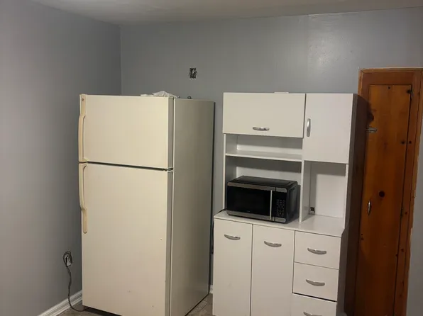 (undisclosed Address), Elmont, NY 11003