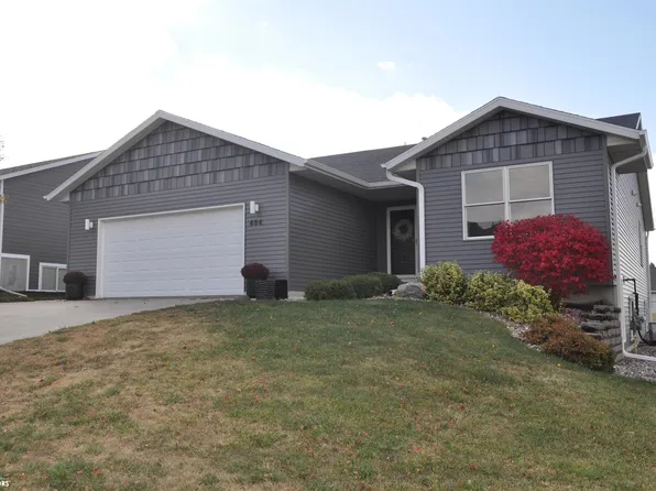 604 Field Crest Dr, Carroll, IA 51401