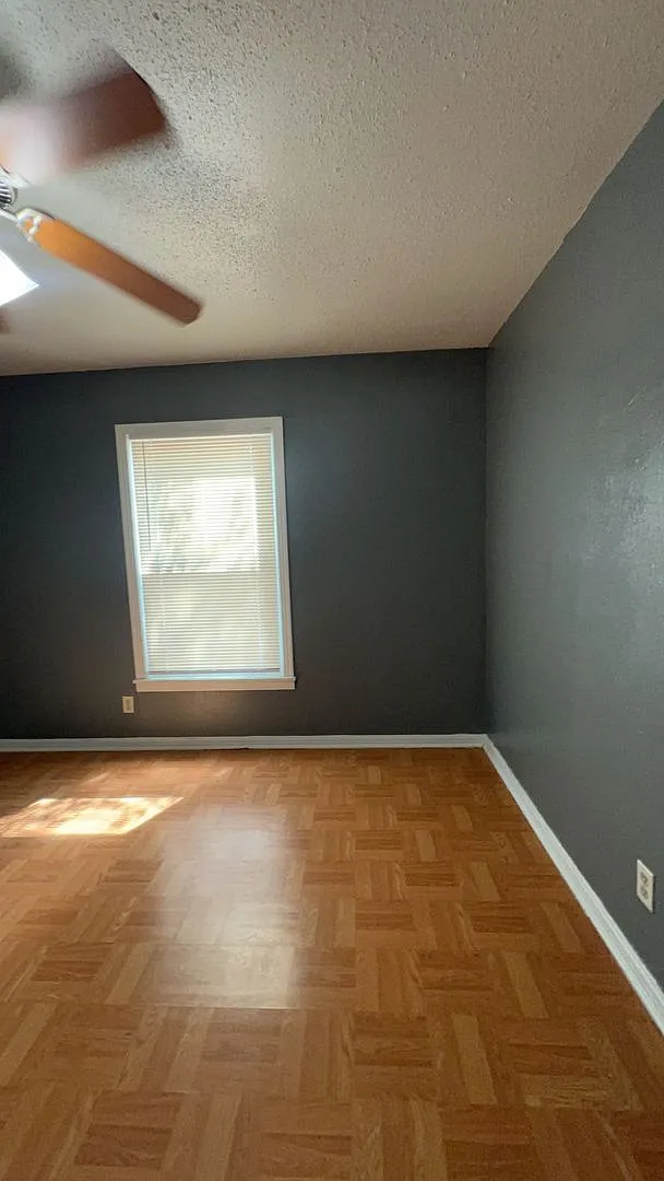 1903 Poage Ave — Photo 4