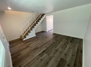 303 Violet Ave #C, Monrovia, CA 91016