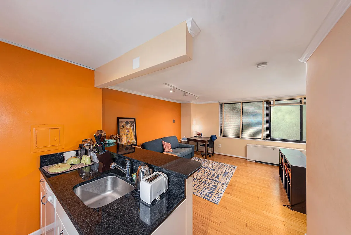 Building Photo - 2030 F St NW #209
