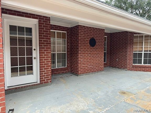 3rd image of 6437 Chaprice Ln