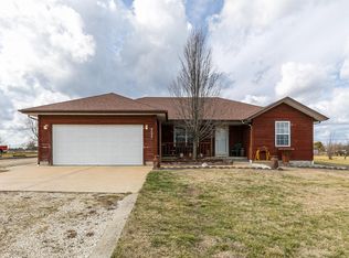 4055 S Elm Rd, Marshfield, MO 65706