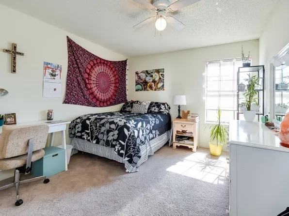 218 N Texas Blvd, Denton, TX