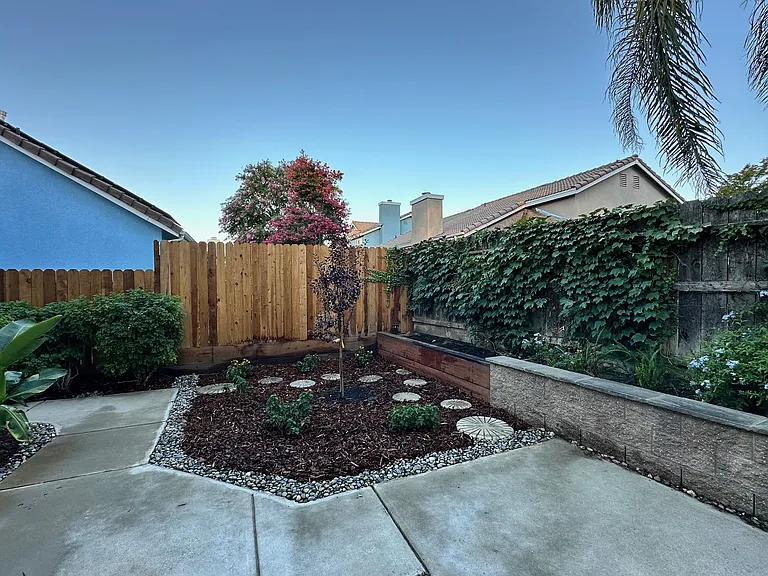 316 W El Paso Ave — Photo 23