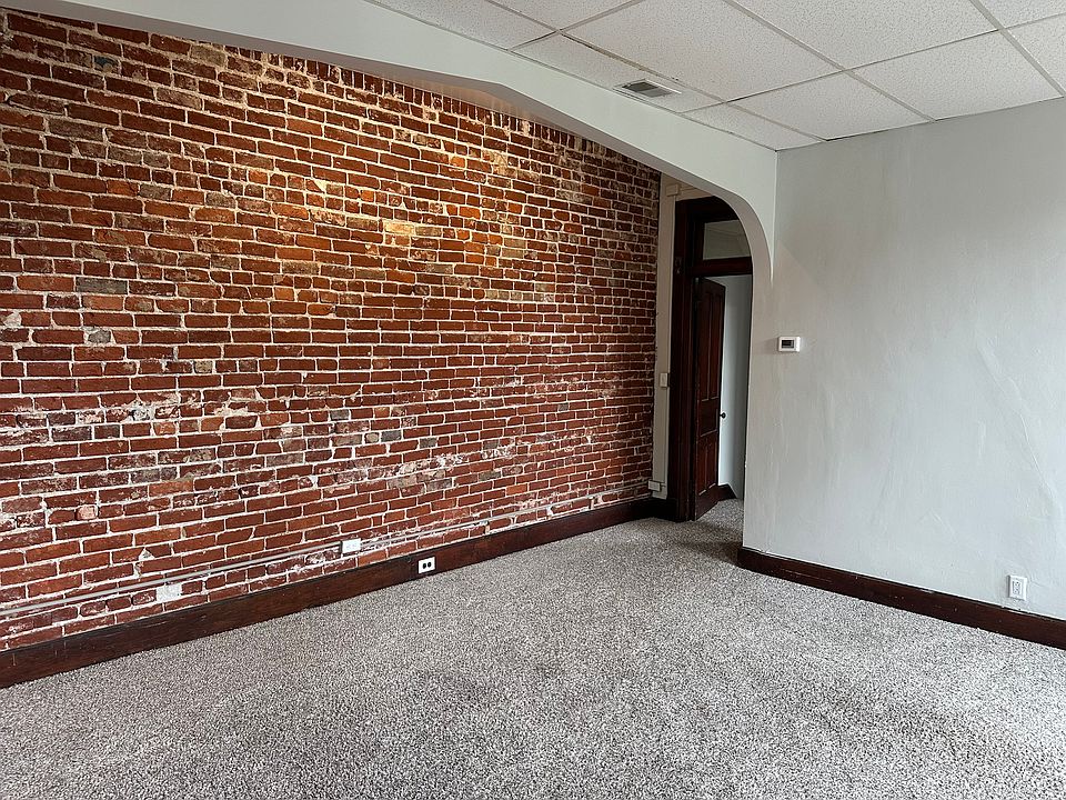 1st image of 927 Harmony Way #C