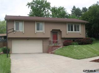 5208 Teton Ave, Omaha, NE 68157