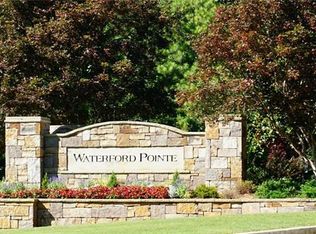 209 Winding Oaks Dr, Seneca, SC 29672